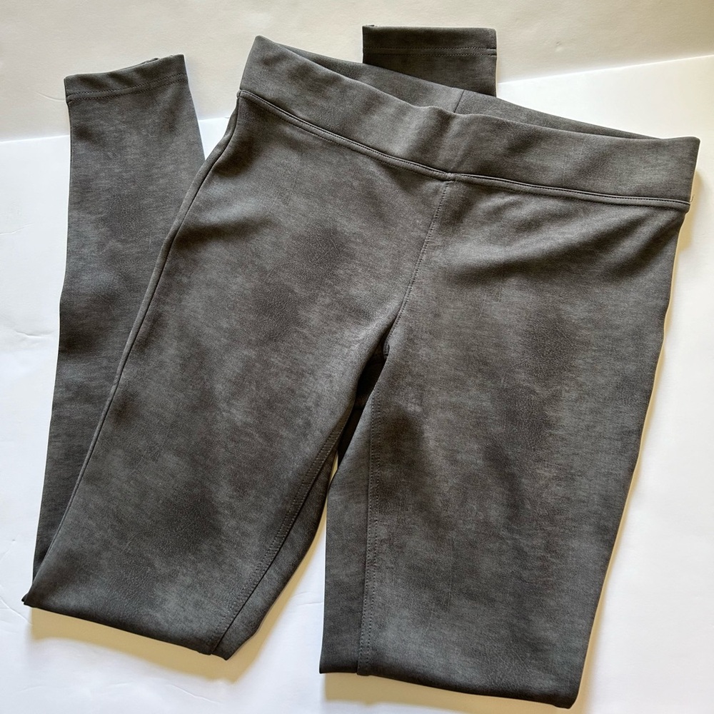 Free People Leggings Zipper Bottom Charcoal Gray 
Size S/P